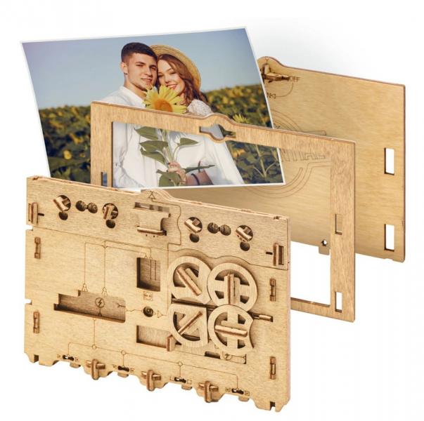 Clueframe - Puzzle Photo Frame