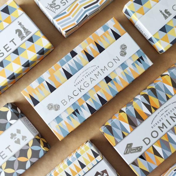 Backgammon Set - Pyramid Games